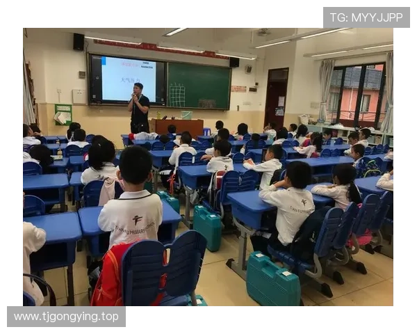 托利奇：钦佩弗兰克成功 带来不小压力